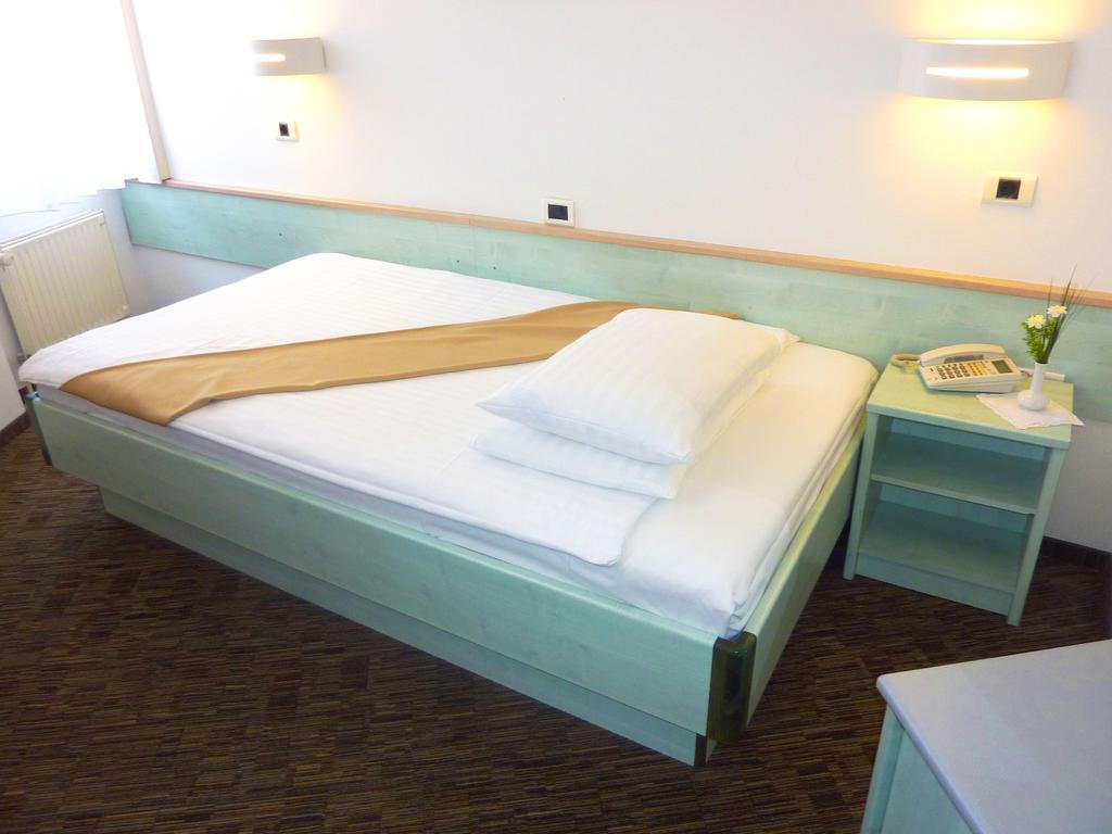 Lipa, Hotel & Bistro Nova Gorica Luaran gambar